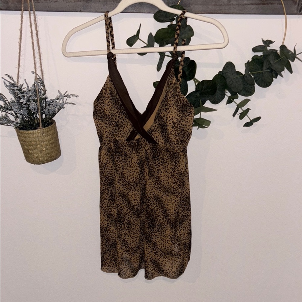 Guess Tan and Black Patterned Long Top